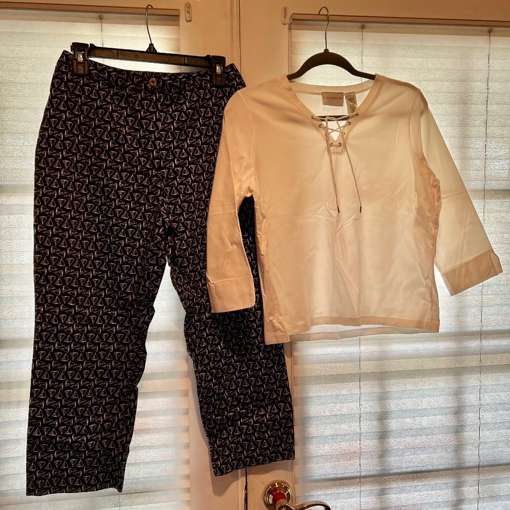 Liz Claiborne 3/4 sleeve white shirt and navy pants with boats.